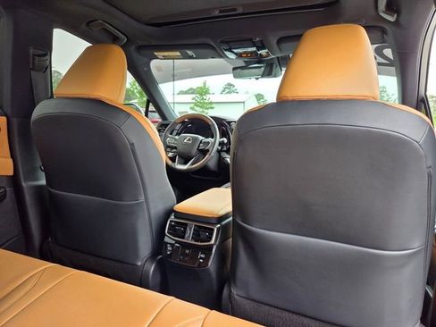 Used 2024 Lexus RX 350 Premium Plus w/ Convenience Package FWD image 19