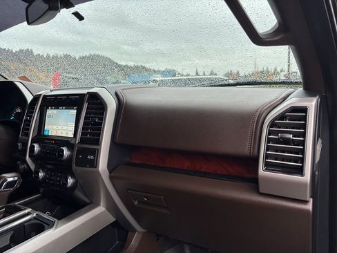 Used 2018 Ford F150 King Ranch w/ Equipment Group 601A Luxury image 28