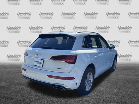Used 2023 Audi Q5 2.0T Premium w/ Convenience Package AWD/4WD image 11