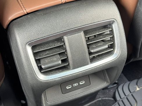 Used 2025 Acura RDX w/ Technology Package AWD/4WD image 42