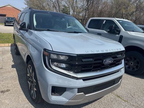 New 2026 Ford Expedition Max Platinum w/ Platinum Ultimate Package image 1