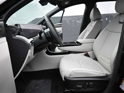 Certified 2025 Hyundai Tucson Limited image 15