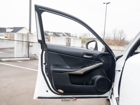 Used 2019 Lexus IS 300 F Sport w/ F Sport Package image 43