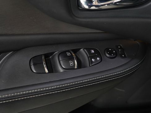 Used 2020 Nissan Murano SL image 24