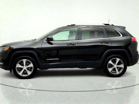 Used 2019 Jeep Cherokee Limited AWD/4WD image 8