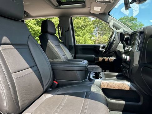Used 2021 GMC Sierra 2500 Denali w/ Denali Ultimate Package AWD/4WD image 17