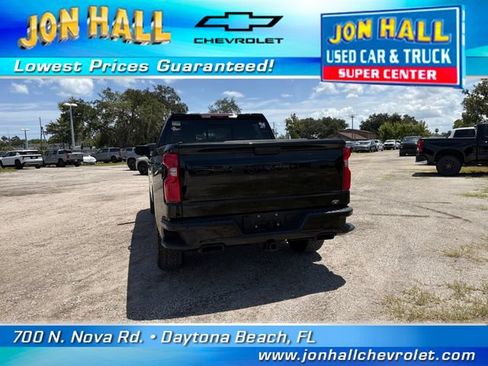 Used 2025 Chevrolet Silverado 1500 High Country w/ Midnight Edition AWD/4WD image 9