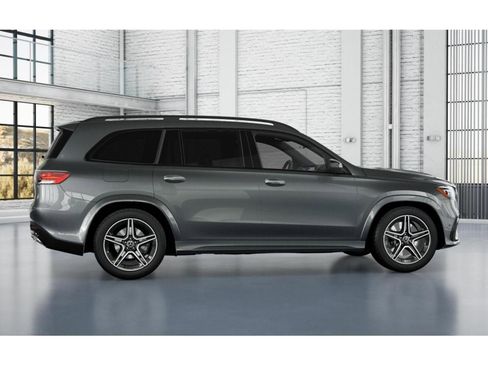 New 2026 Mercedes-Benz GLS 450 4MATIC image 17