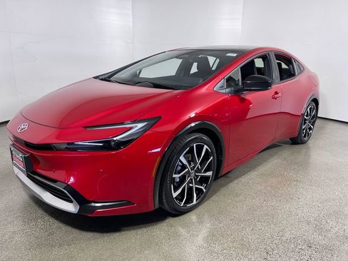 New 2026 Toyota Prius Plug-In Hybrid image 7