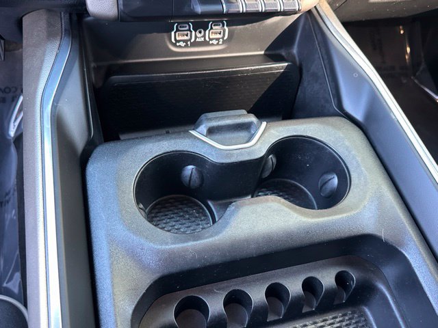 Used 2021 RAM 1500 Laramie AWD/4WD image 5