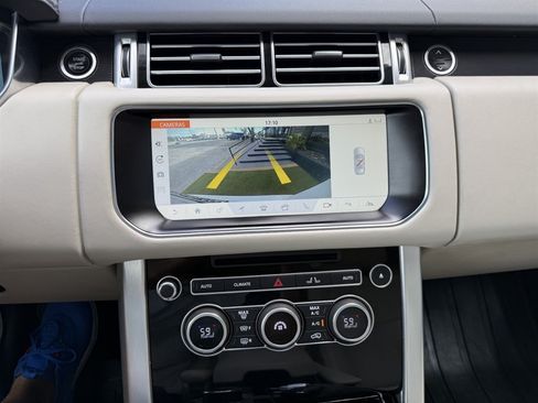 Used 2017 Land Rover Range Rover HSE AWD/4WD image 31