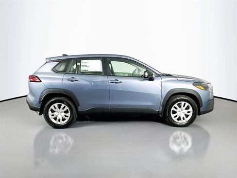 New 2026 Toyota Corolla Cross L image 8