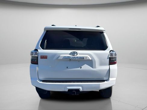 Used 2023 Toyota 4Runner SR5 AWD/4WD image 5