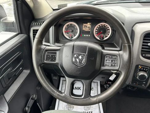 Used 2015 RAM 1500 Express AWD/4WD image 16
