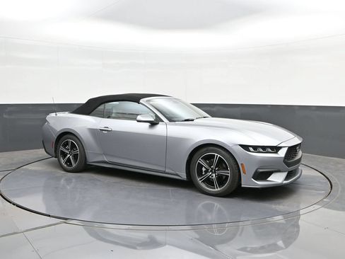 Used 2024 Ford Mustang Premium RWD image 13