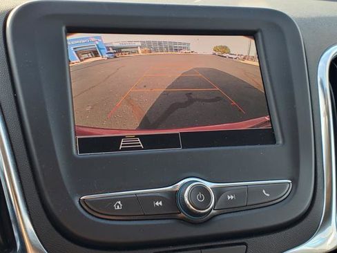 Used 2024 Chevrolet Equinox LT image 17