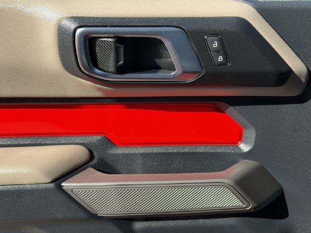 Used 2022 Ford Bronco Wildtrak AWD/4WD image 23