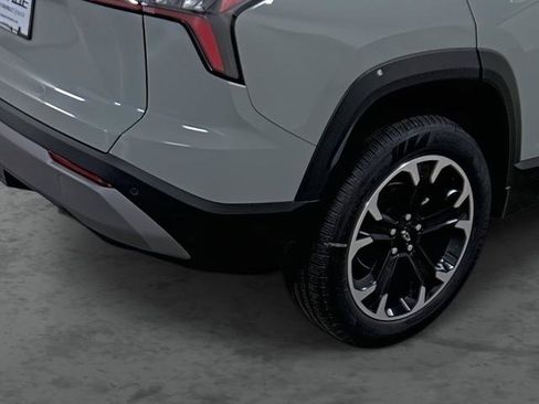 New 2026 Chevrolet Equinox LT w/ Convenience Package II image 12