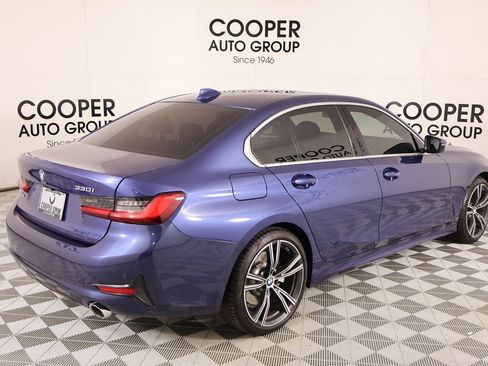 Used 2021 BMW 330i Sedan w/ Convenience Package image 23