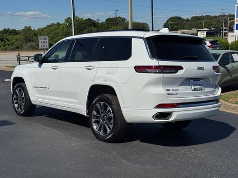 Used 2022 Jeep Grand Cherokee L Overland AWD/4WD image 5