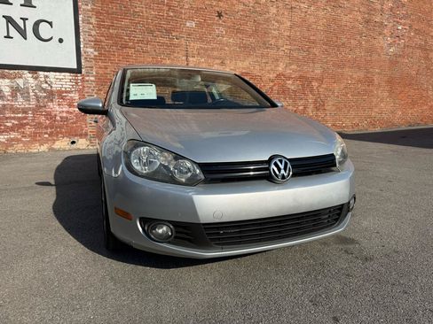 Used 2013 Volkswagen Golf TDI FWD image 2