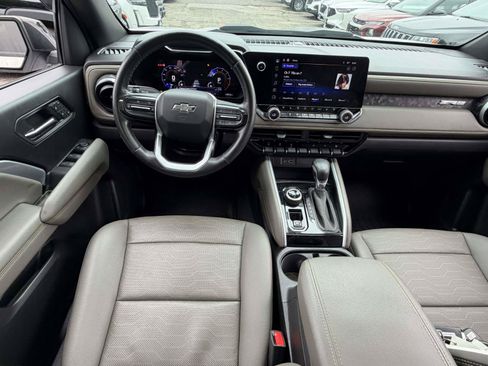 Certified 2024 Chevrolet Colorado ZR2 w/ ZR2 Convenience Package III AWD/4WD image 14