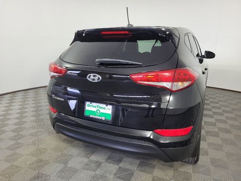 Used 2017 Hyundai Tucson SE w/ Cargo Package FWD image 7