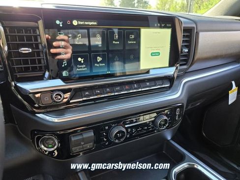 New 2026 Chevrolet Silverado 1500 High Country AWD/4WD image 11