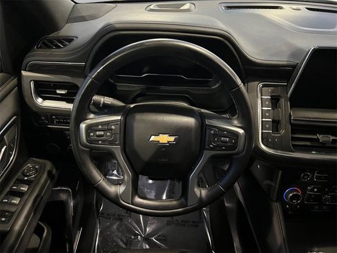 Used 2023 Chevrolet Suburban LT image 27