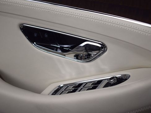 New 2026 Bentley Continental GTC image 38