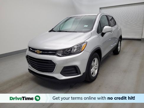 Used 2021 Chevrolet Trax LS w/ Tint and Cruise Package FWD image 1