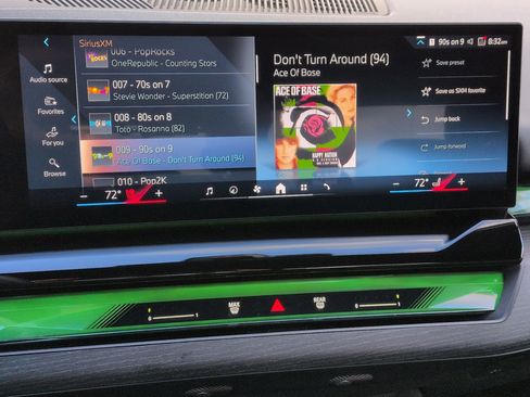 Used 2026 BMW i5 eDrive40 w/ M Sport Package image 23