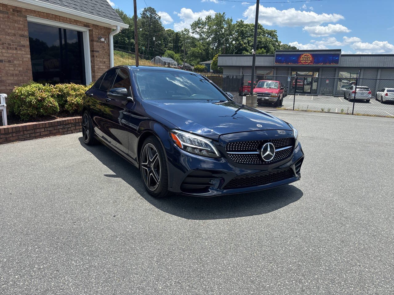 Used 2019 Mercedes-Benz C 300 4MATIC Sedan w/ AMG Line image 6