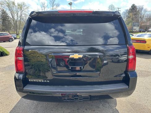 Used 2018 Chevrolet Suburban LT AWD/4WD image 5
