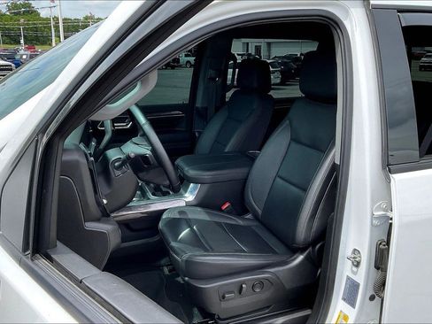 Used 2024 Chevrolet Silverado 3500 LTZ w/ LTZ Plus Package AWD/4WD image 26