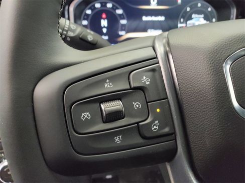 New 2026 GMC Sierra 1500 Elevation image 16