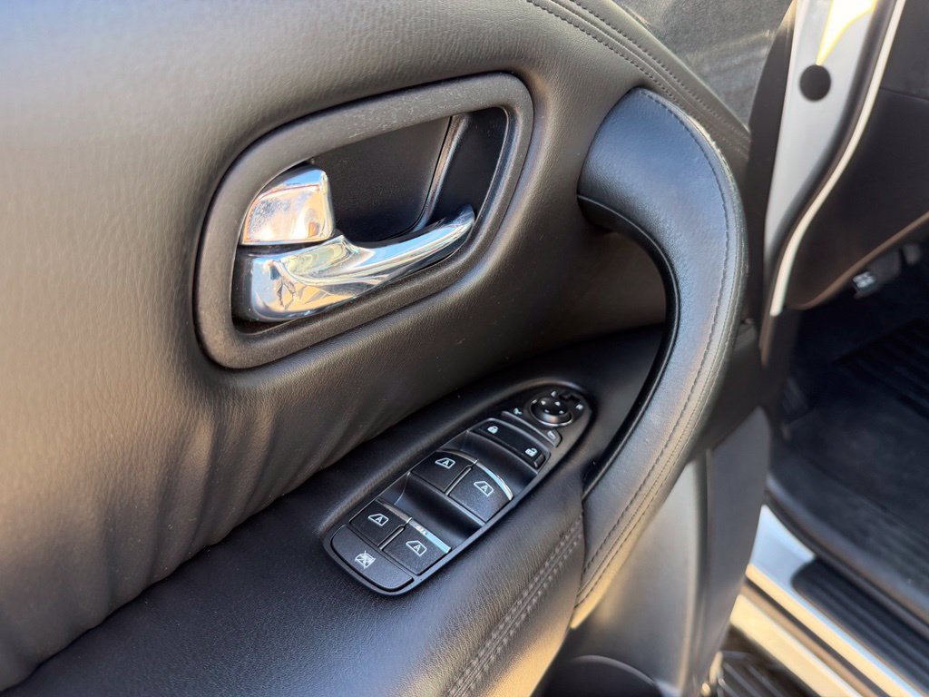 Used 2021 Nissan Armada SV RWD image 19