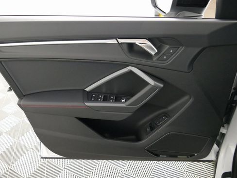 New 2025 Audi Q3 2.0T Premium Plus image 10