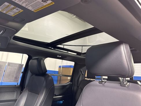 Used 2023 Ford F150 Lariat w/ Equipment Group 502A High image 31