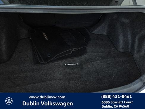 Used 2015 Toyota Corolla LE w/ Body Protection Package #2 FWD image 22