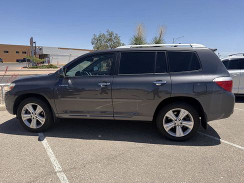 Used 2008 Toyota Highlander Limited AWD/4WD image 2