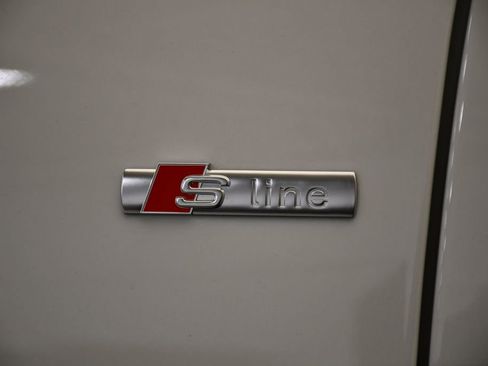 New 2026 Audi Q8 Premium Plus image 11