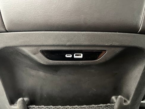 Used 2025 Chrysler Pacifica Select FWD image 18