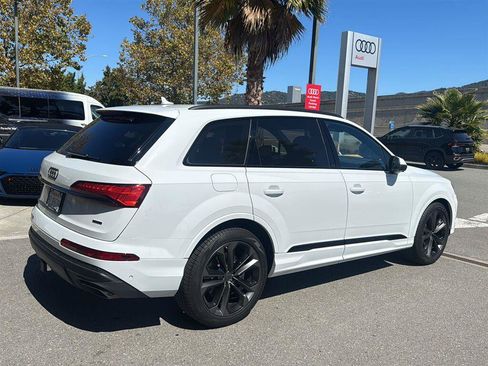 Used 2026 Audi Q7 3.0T Premium Plus AWD/4WD image 6
