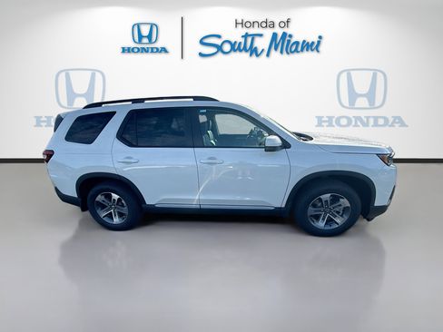 New 2026 Honda Pilot EX-L image 8