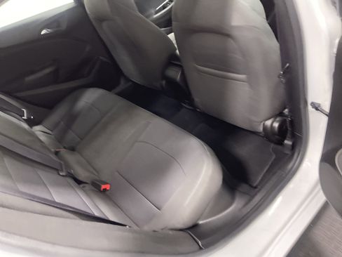 Used 2017 Chevrolet Cruze LT w/ Convenience Package image 22