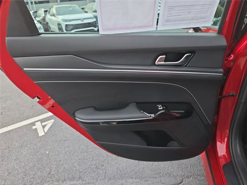 Used 2025 Kia K5 GT-Line w/ GT-Line Premium Package image 26
