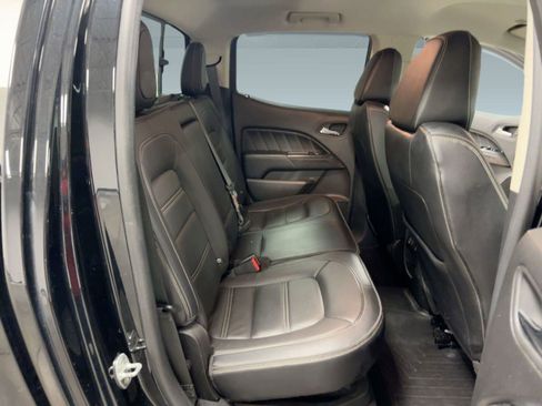 Used 2021 GMC Canyon Denali image 30