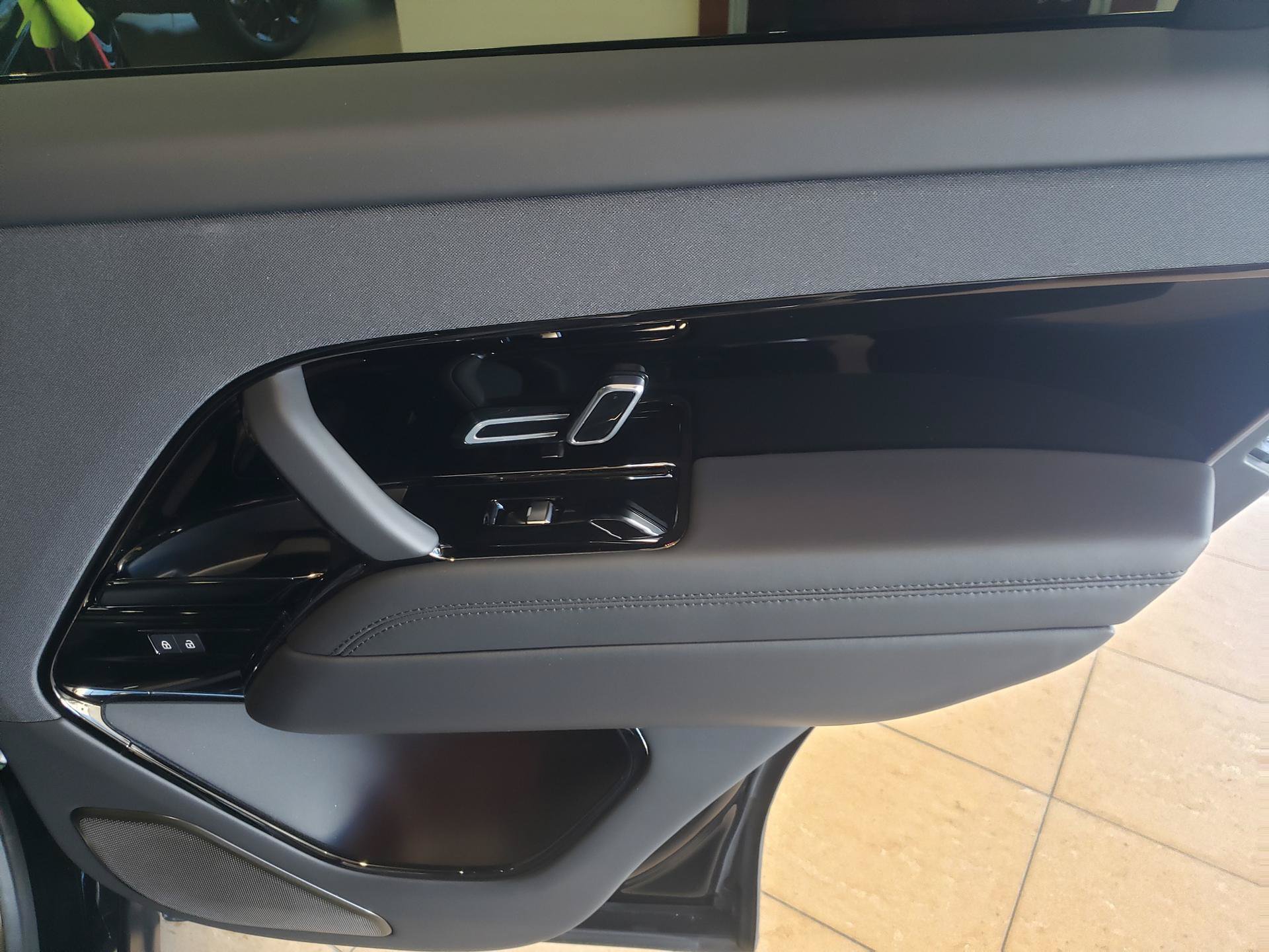 New 2027 Land Rover Range Rover Sport SV AWD/4WD image 6