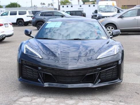 Used 2025 Chevrolet Corvette Z06 w/ Battery Protection Package RWD image 2